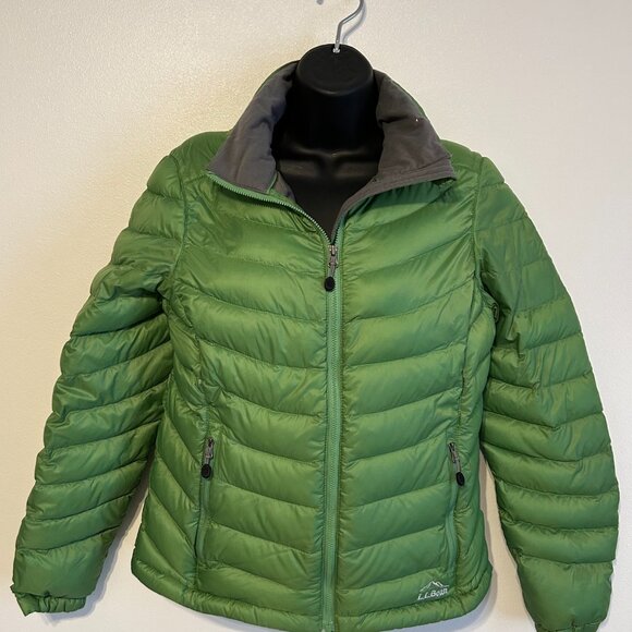 LL Bean Puffy Ski Jacket Green, Nylon Shell & Lining Zip Pockets Size Reg XS - Picture 1 of 16